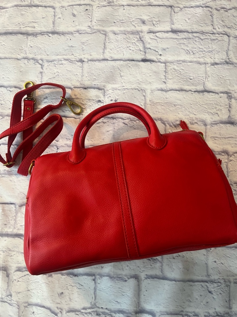 Fossil Erik satchel red color NWOT